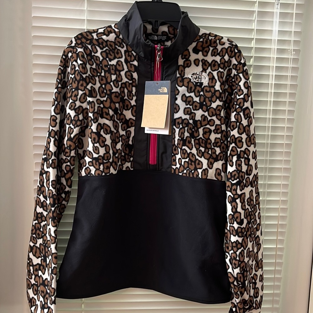 The North Face Glacier 1/4 Zip with Pink Contrast Leopard Print Fleece Jacket